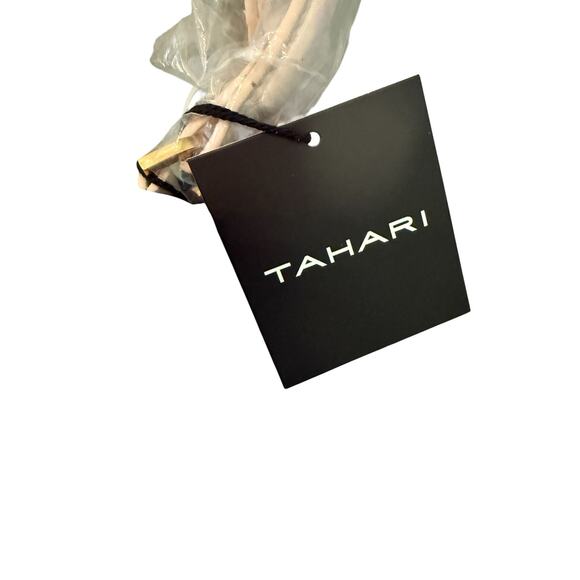 NWT Tahari Cream Crossbody and Change Purse Spring Natural - Picture 3 of 12